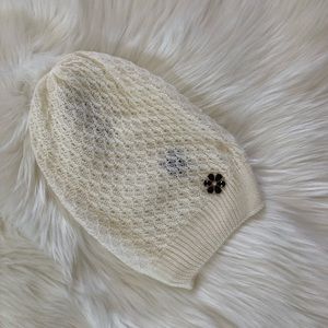 Knitted beanie